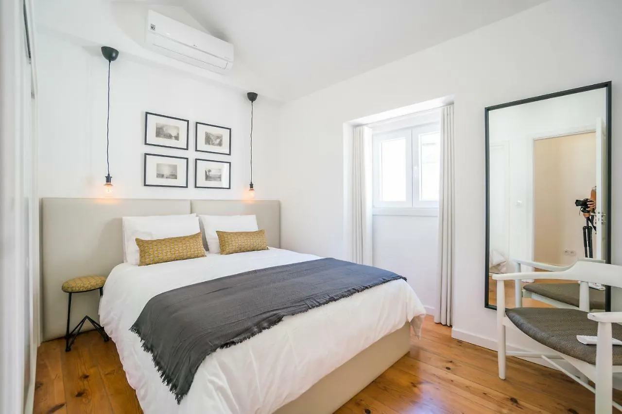 Chiado & Design Apartment Lisbon